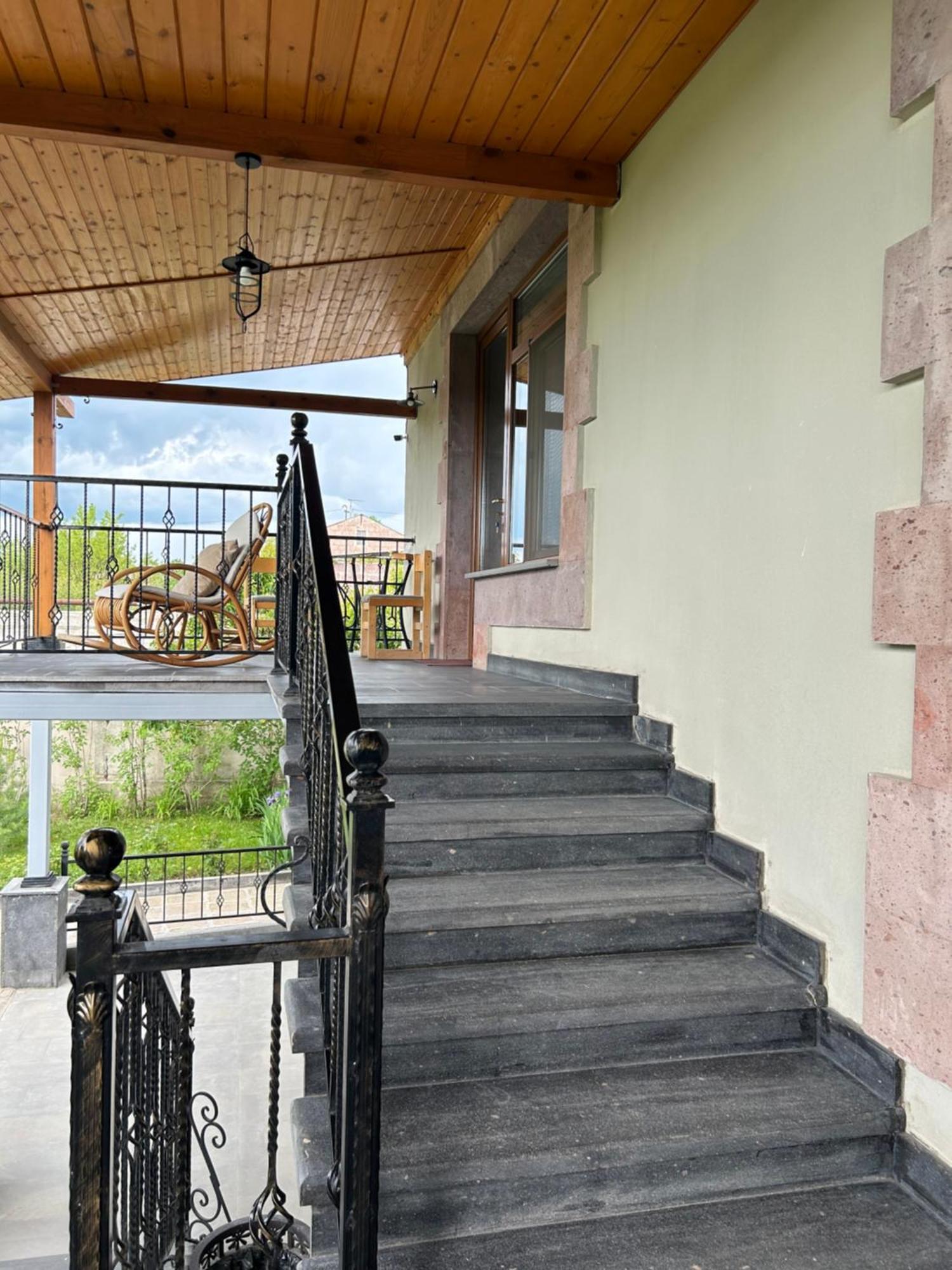 In Gyumri Guiumri Exterior foto